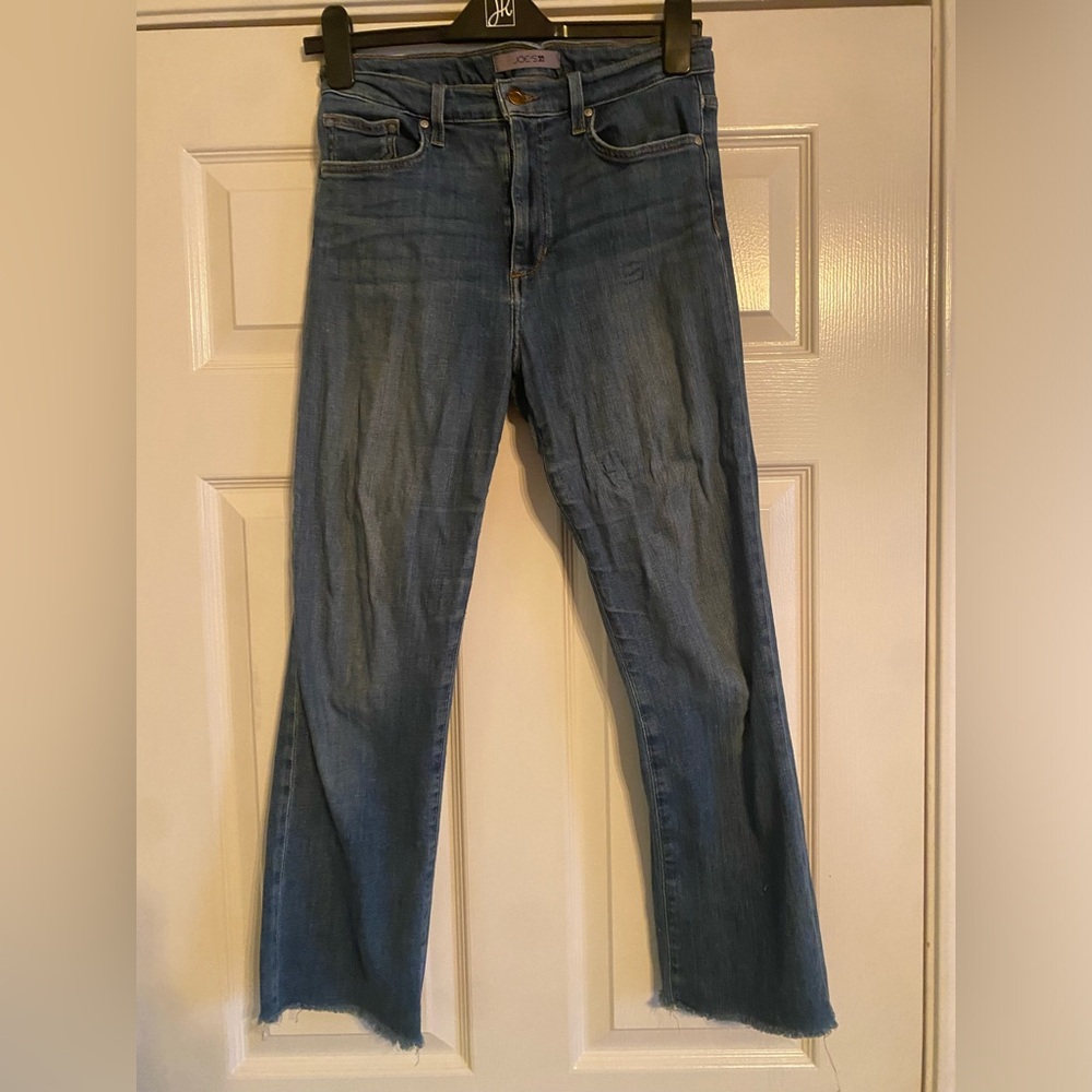 Joes jeans cropped raw edge stretch jeans